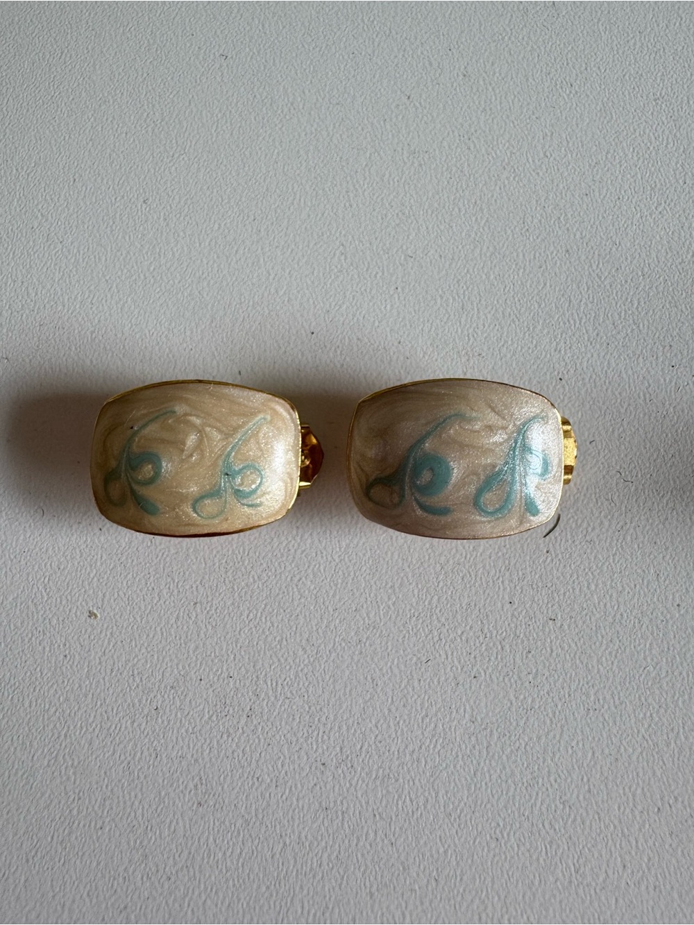 Vintage Gold Tone Ivory & Aqua Enamel Clip-On Earrings